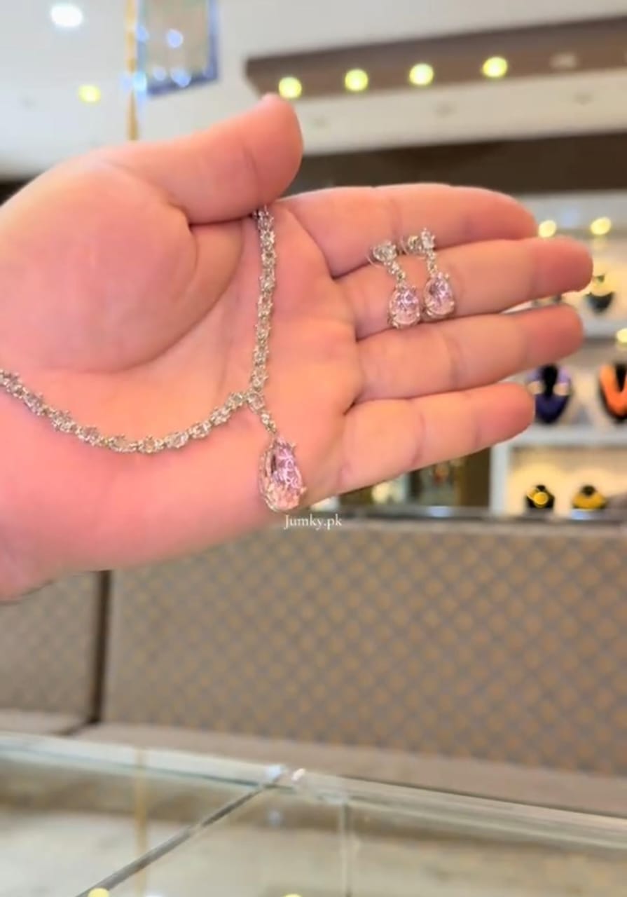 American Zircon Stone Necklace Set